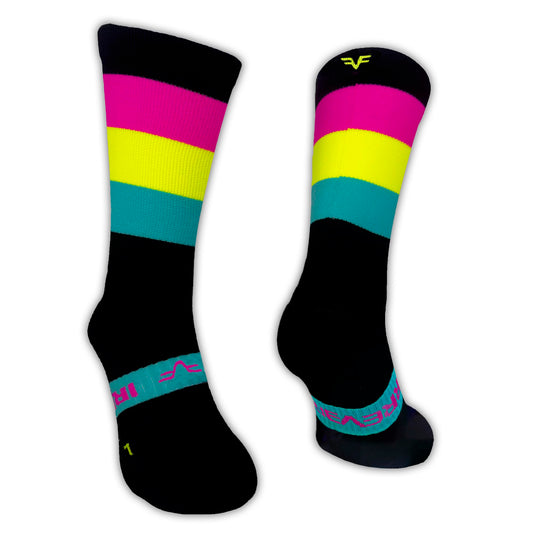 IRREVERENT Unisex Sportsocken Laufsocken - Kompressiv, Blasenverhindernd, Feuchtigkeitsableitend, Gepolstert - CrossFit, Fitnessstudio.